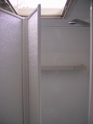 Cabine de douche indpendante